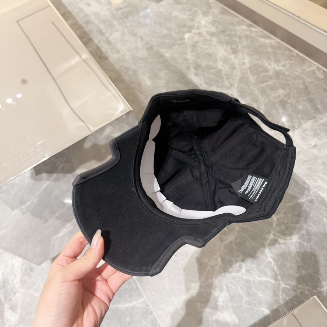 Balenciaga Caps